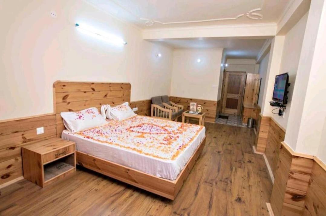 Hotel Nirmal Chhaya Manāli Εξωτερικό φωτογραφία