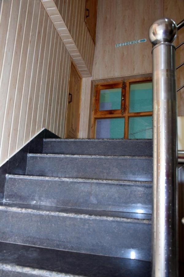 Hotel Nirmal Chhaya Manāli Εξωτερικό φωτογραφία
